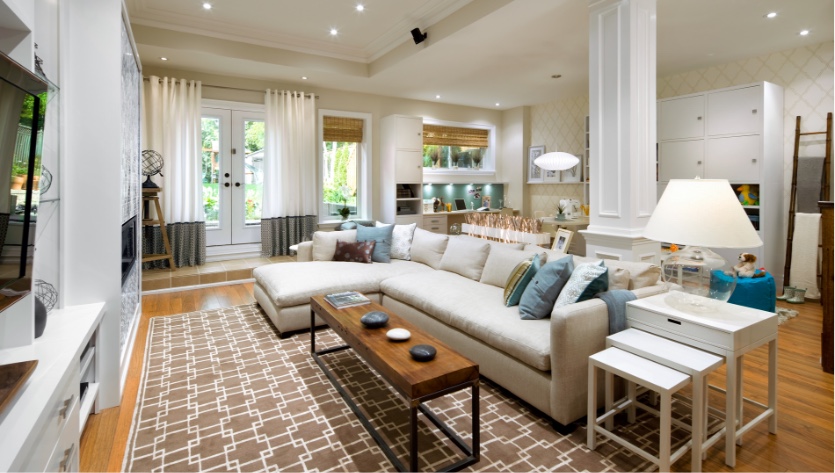 Candice Tells All interior shot